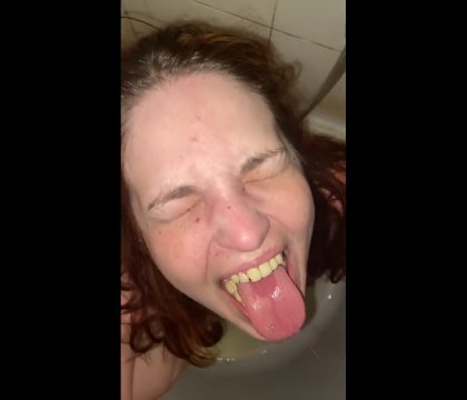 Ленка из Киева любит когда ей сцут в рот Украина